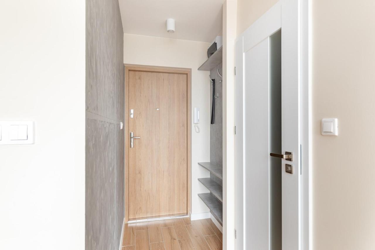Rent Like Home - Zelazna 58/62 Варшава Екстериор снимка